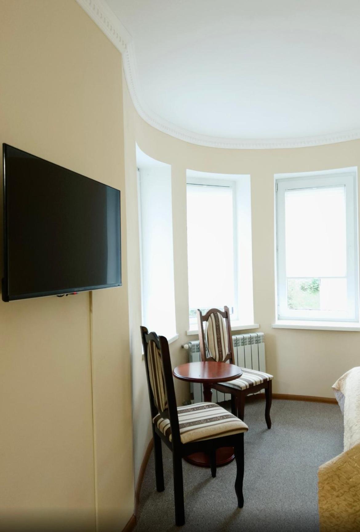 Skhidnytsia Hotel Three Korony מראה חיצוני תמונה