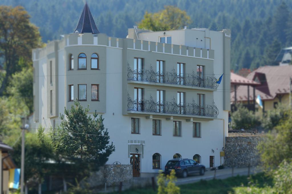 Skhidnytsia Hotel Three Korony מראה חיצוני תמונה